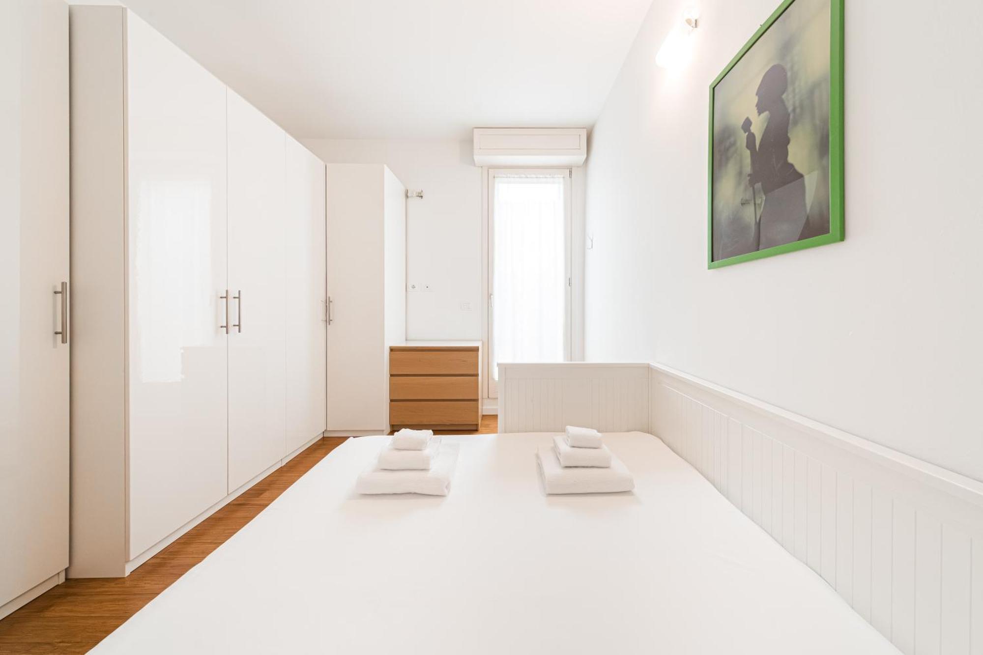 Nettuno Apartment - Private Garden In Bologna Center Εξωτερικό φωτογραφία