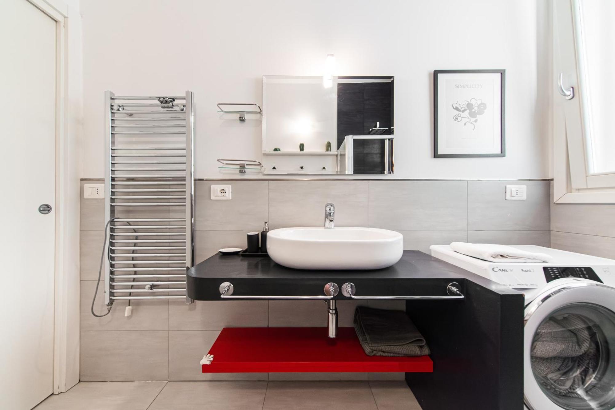 Nettuno Apartment - Private Garden In Bologna Center Εξωτερικό φωτογραφία